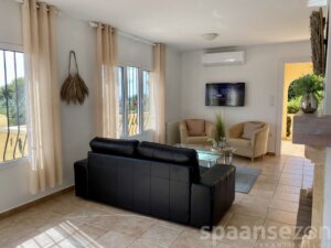 Villa Lara in Moraira verfügt über ein gemütliches und helles Wohnzimmer