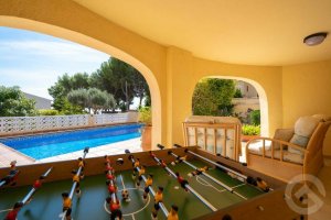 Unter anderem ein Tischfußballspiel im Garten des Ferienhaus Casa Patricia