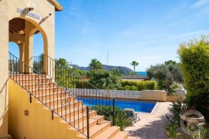 Das Ferienhaus Patricia verfügt über einen eigenen Pool und einen fantastischen Panoramablick auf das Meer in Moraira an der Costa Blanca