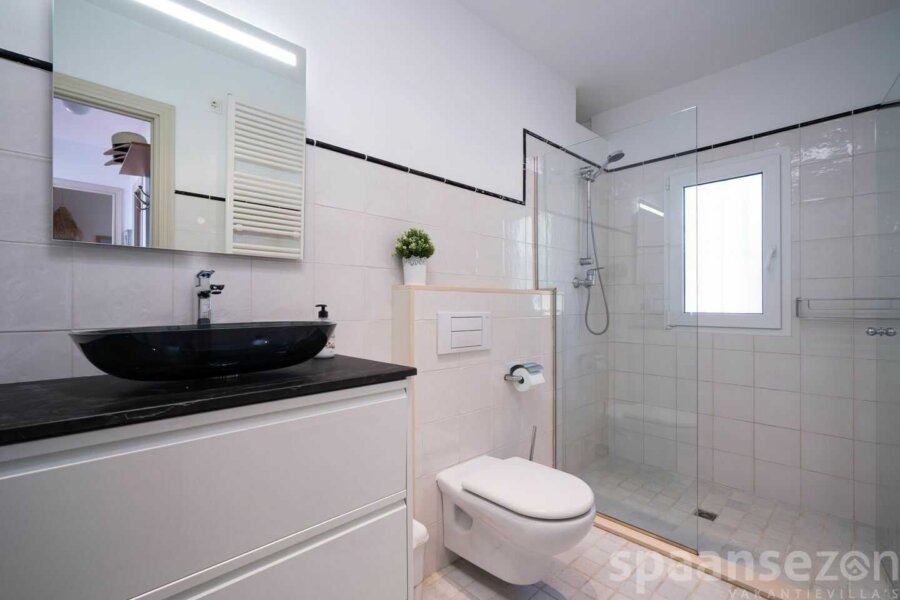 Casa Alicia verfügt über 3 Schlafzimmer und 2 Bäder in Moraira