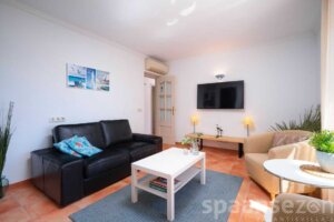 Das gemütliche Wohnzimmer der Casa Alicia in Moraira