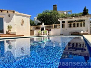 privates Schwimmbad von 8x4m in der Villa mit viel Sonnenschein in Moraira